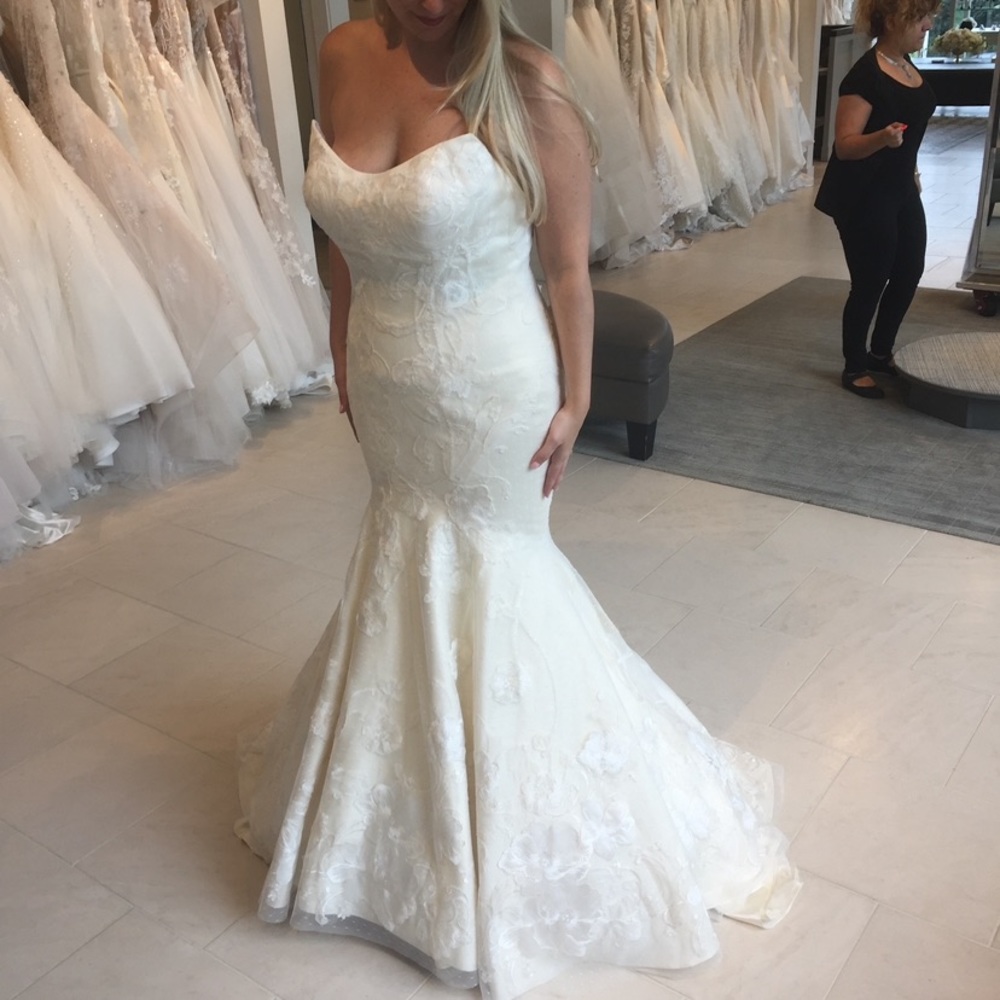 Matthew Christopher Heather Bridal Gown - Picture 4 of 14